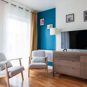 Apartment Magnifique Studio Avec Balcon-vieux Port-panier, Marseilles